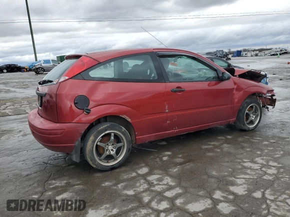 2005 Ford Focus S z VIN 3FAFP31N35R145399, wystawiony jako Copart lot #47777335 z przebiegiem Nie podano mil oraz Czysty tytuł • Clean title. Historia ofert i sprzedaży dostępna na DreamBid. Obrazek 3.