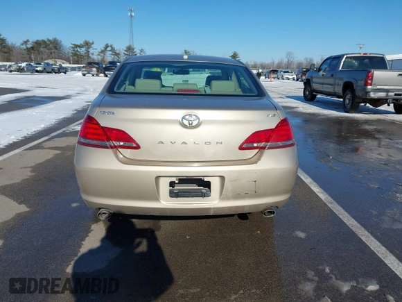 2009 Toyota Avalon XL with VIN 4T1BK36B89U332475, listed as a IAAI auction lot 41326302 with 145,237 mi miles and . Bid and sale history available at DreamBid. Image 16.