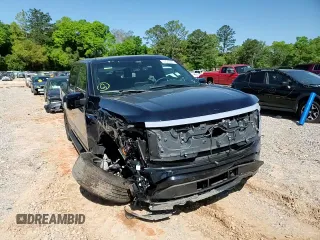 2024 Ford F-150 Lightning Lariat z VIN 1FT6W5L7XRWG09914, wystawiony jako Copart lot #52040985 z przebiegiem 2 588 mil mil oraz Szkoda całkowita • Salvage title. Historia ofert i sprzedaży dostępna na DreamBid. Obrazek 11.