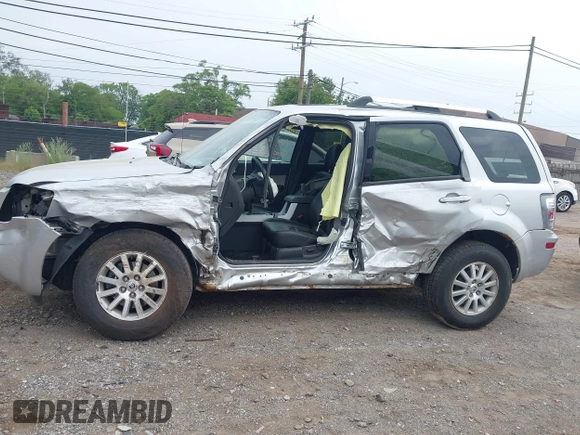 2010 Mercury Mariner Premier с VIN 4M2CN8HG4AKJ03226, выставлен на аукционе IAAI как лот 42494511 с пробегом 104 221 миль миль и . История ставок и продаж доступна на DreamBid. Изображение 13.