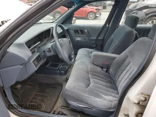1994 Oldsmobile Cutlass z VIN 1G3WH55M2RD390391, wystawiony jako Copart lot #86277034 z przebiegiem 217 324 mil mil oraz Szkody całkowita. Historia ofert i sprzedaży dostępna na DreamBid. Obrazek 7.