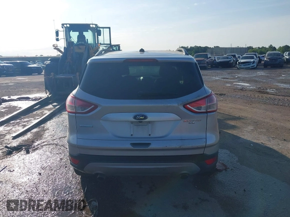 2016 Ford Escape SE with VIN 1FMCU0GX6GUC41452, listed as a IAAI auction lot 39369447 with 235,434 mi miles and . Bid and sale history available at carsss.com. Image 15.