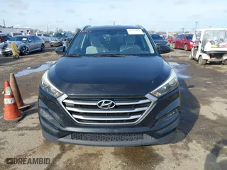 2017 Hyundai Tucson SE Plus with VIN KM8J33A41HU327540, listed as a IAAI auction lot 41820850 with 129,227 mi miles. Bid and sale history available at carsss.com. Image 12.
