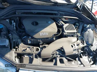 2017 BMW X1 xDrive28i with VIN WBXHT3Z36H4A52364, listed as a IAAI auction lot 41397667 with 61,960 mi miles. Bid and sale history available at carsss.com. Image 10.