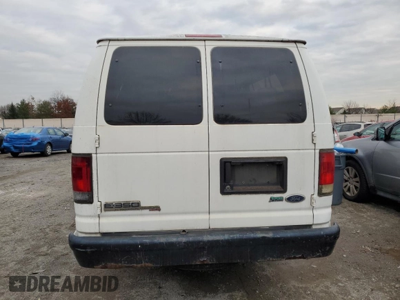 2010 Ford Econoline Passenger XL z VIN 1FBSS3BL2ADA22169, wystawiony jako Copart lot #85009414 z przebiegiem 106 566 mil mil oraz Nie do naprawy • Non repairable. Historia ofert i sprzedaży dostępna na DreamBid. Obrazek 6.