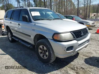 2002 Mitsubishi Montero Sport ES with VIN JA4LS21H92P009565, listed as a IAAI auction lot 41886037 with 208,950 mi miles. Bid and sale history available at carsss.com. Image 1.