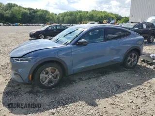 2023 Ford Mustang Mach-E Select z VIN 3FMTK1RM4PMA40040, wystawiony jako Copart lot #55778975 z przebiegiem 43 831 mil mil oraz Szkoda całkowita • Salvage title. Historia ofert i sprzedaży dostępna na DreamBid. Obrazek 1.