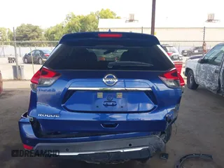 2019 Nissan Rogue SV с VIN KNMAT2MT8KP510943, выставлен на аукционе IAAI как лот 42643967 с пробегом 73 077 миль миль и . История ставок и продаж доступна на DreamBid. Изображение 17.