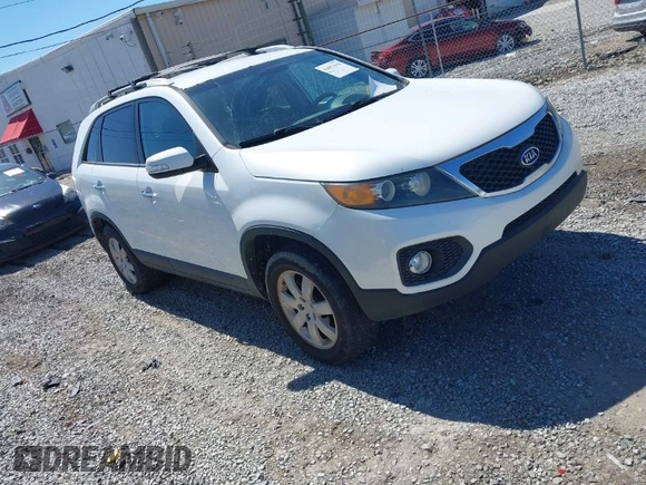 2011 Kia Sorento LX with VIN 5XYKT4A16BG149301, listed as a IAAI auction lot 41857018 with 169,963 mi miles. Bid and sale history available at carsss.com. Image 1.