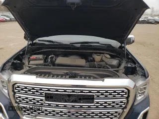 2019 GMC Sierra 1500 Denali with VIN 3GTU9FED4KG293454, listed as a Copart auction lot 53504625 with 38,862 mi miles and Salvage title. Bid and sale history available at DreamBid. Image 11.