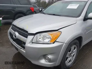 2011 Toyota RAV4 Ltd with VIN 2T3DK4DV7BW054614, listed as a IAAI auction lot 41815327 with 203,775 mi miles. Bid and sale history available at carsss.com. Image 17.