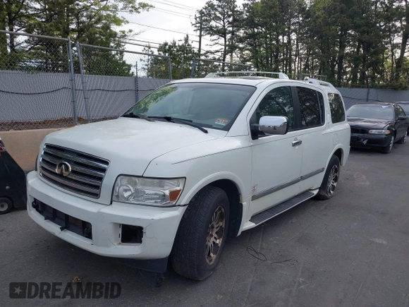 2005 Infiniti QX56 with VIN 5N3AA08C15N811299, listed as a IAAI auction lot 39389869 with 1 mi miles. Bid and sale history available at carsss.com. Image 2.