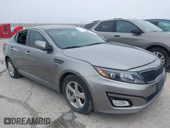 2015 Kia Optima LX with VIN 5XXGM4A72FG464193, listed as a IAAI auction lot 39285719 with 198,383 mi miles and . Bid and sale history available at carsss.com. Image 1.