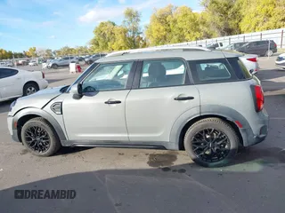 2017 MINI Countryman Cooper z VIN WMZYS7C38H3B63150, wystawiony jako IAAI lot #40754025 z przebiegiem 72 704 mil mil oraz . Historia ofert i sprzedaży dostępna na DreamBid. Obrazek 14.