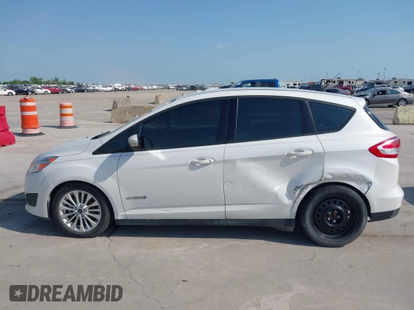 2017 Ford C-Max SE z VIN 1FADP5AU4HL117995, wystawiony jako IAAI lot #42033276 z przebiegiem 105 947 mil mil oraz . Historia ofert i sprzedaży dostępna na DreamBid. Obrazek 15.
