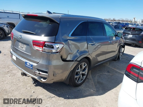 2016 Kia Sorento SX with VIN 5XYPKDA56GG073047, listed as a IAAI auction lot 41725130 with 89,754 mi miles. Bid and sale history available at carsss.com. Image 4.