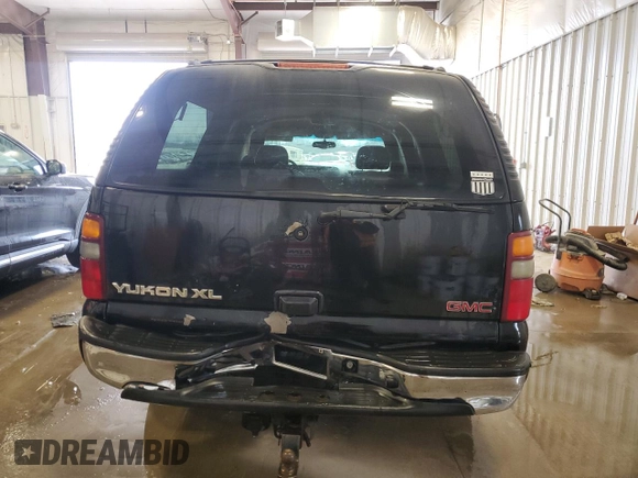 2002 GMC Yukon XL SLT with VIN 3GKFK16Z32G360592, listed as a Copart auction lot 41509675 with 213,648 mi miles and Non Repairable. Bid and sale history available at carsss.com. Image 6.