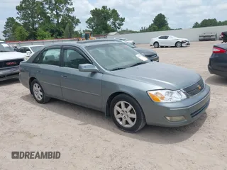 2001 Toyota Avalon XL z VIN 4T1BF28B01U138040, wystawiony jako IAAI lot #42449228 z przebiegiem 220 086 mil mil oraz . Historia ofert i sprzedaży dostępna na DreamBid. Obrazek 1.