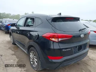 2018 Hyundai Tucson SEL Plus z VIN KM8J33A4XJU683300, wystawiony jako IAAI lot #42278806 z przebiegiem 65 737 mil mil oraz . Historia ofert i sprzedaży dostępna na DreamBid. Obrazek 3.