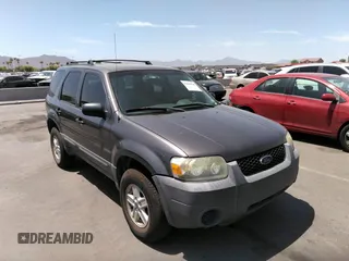 2006 Ford Escape XLS with VIN 1FMYU02Z66KA85731, listed as a IAAI auction lot 37093710 with 248,986 mi miles and . Bid and sale history available at DreamBid. Image 1.