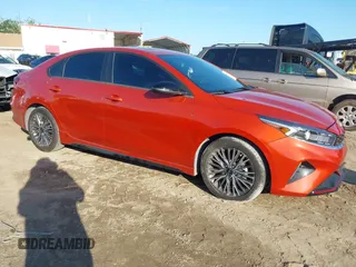 2023 Kia Forte GT-Line z VIN 3KPF54AD3PE669899, wystawiony jako IAAI lot #41992753 z przebiegiem 18 884 mil mil oraz . Historia ofert i sprzedaży dostępna na DreamBid. Obrazek 1.