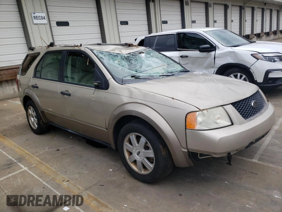 2005 Ford Freestyle SE with VIN 1FMZK01115GA72098, listed as a Copart auction lot 74442944 with 167,022 mi miles and Non Repairable. Bid and sale history available at carsss.com. Image 4.
