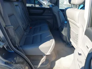 2007 Toyota Land Cruiser with VIN JTEHT05J372107212, listed as a IAAI auction lot 41281746 with 136,460 mi miles. Bid and sale history available at carsss.com. Image 8.