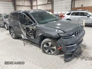 2023 Jeep Grand Cherokee with VIN 1C4RJYB6XPC664772, listed as a IAAI auction lot 41913782 with 41,872 mi miles and . Bid and sale history available at DreamBid. Image 1.
