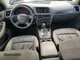 2009 Audi Q5 Premium Plus z VIN WA1KK78R79A054489, wystawiony jako Copart lot #51126435 z przebiegiem 201 730 mil mil oraz Szkoda całkowita • Salvage title. Historia ofert i sprzedaży dostępna na DreamBid. Obrazek 8.