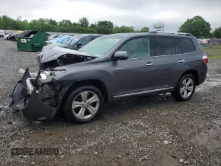 2012 Toyota Highlander Limited с VIN 5TDDK3EH4CS136483, выставлен на аукционе Copart как лот 56783405 с пробегом 211 382 миль миль и Списание • Salvage title. История ставок и продаж доступна на DreamBid. Изображение 1.