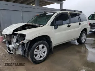 2008 Mitsubishi Endeavor LS with VIN 4A4MM21S88E018674, listed as a Copart auction lot 42011875 with 224,350 mi miles and Salvage Title. Bid and sale history available at carsss.com. Image 1.