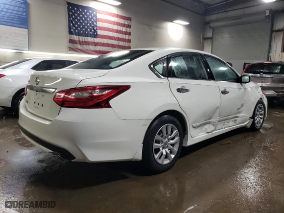 2017 Nissan Altima 2.5 SL with VIN 1N4AL3AP7HC239179, listed as a Copart auction lot 45946695 with 38,845 mi miles and Salvage Title. Bid and sale history available at carsss.com. Image 3.