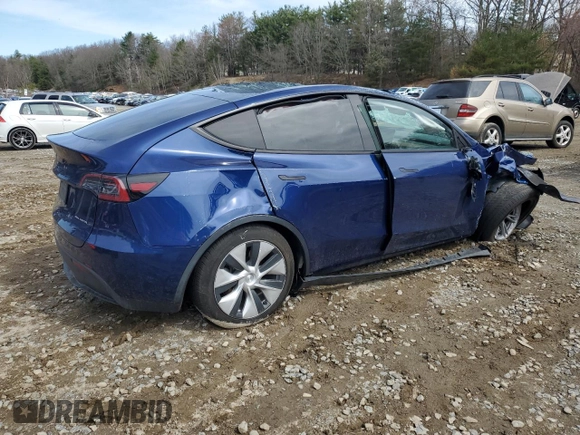 2024 Tesla Model Y Long Range with VIN 7SAYGDEE6RF036075, listed as a Copart auction lot 51275845 with Not Provided miles and Salvage Title. Bid and sale history available at DreamBid. Image 3.