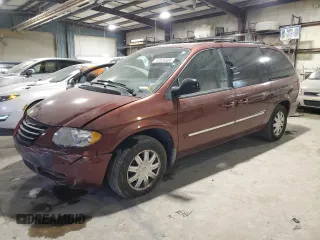 2007 Chrysler Town & Country Touring with VIN 2A4GP54LX7R221370, listed as a Copart auction lot 42526585 with 217,368 mi miles and Salvage Title. Bid and sale history available at DreamBid. Image 1.