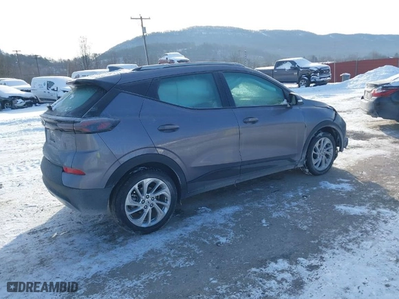 2023 Chevrolet Bolt EUV LT with VIN 1G1FY6S04P4162003, listed as a IAAI auction lot 41364109 with 12,214 mi miles. Bid and sale history available at carsss.com. Image 4.