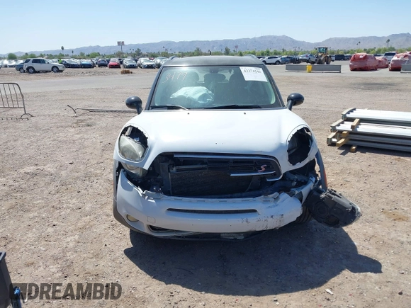 2016 MINI Countryman S with VIN WMWZC3C54GWT08011, listed as a IAAI auction lot 42274242 with 99,183 mi miles and . Bid and sale history available at DreamBid. Image 12.
