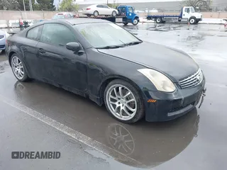 2005 Infiniti G35 Coupe with VIN JNKCV54EX5M424043, listed as a IAAI auction lot 41937157 with 169,907 mi miles. Bid and sale history available at carsss.com. Image 1.