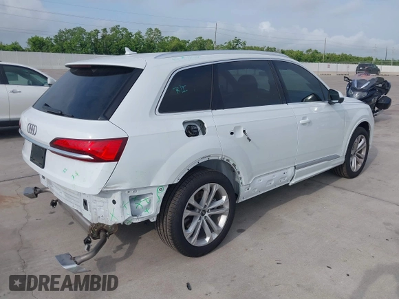 2025 Audi Q7 Premium with VIN WA1ACBF75SD019631, listed as a IAAI auction lot 42309555 with 7,435 mi miles and . Bid and sale history available at DreamBid. Image 4.
