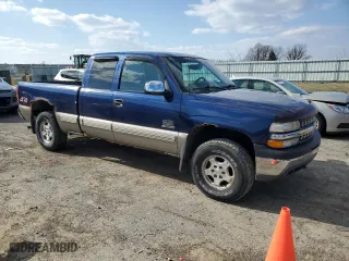 2000 Chevrolet Silverado 1500 LS with VIN 2GCEK19T4Y1399143, listed as a Copart auction lot 52806905 with 180,477 mi miles and Non Repairable. Bid and sale history available at carsss.com. Image 4.