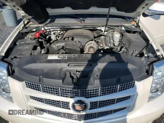 2012 Cadillac Escalade ESV Premium z VIN 1GYS4JEF6CR316609, wystawiony jako Copart lot #83081874 z przebiegiem 150 368 mil mil oraz Szkody całkowita. Historia ofert i sprzedaży dostępna na DreamBid. Obrazek 12.