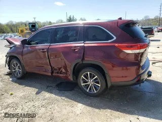 2018 Toyota Highlander SE with VIN 5TDJZRFH4JS833438, listed as a Copart auction lot 52311635 with 92,205 mi miles and Salvage Title. Bid and sale history available at carsss.com. Image 2.