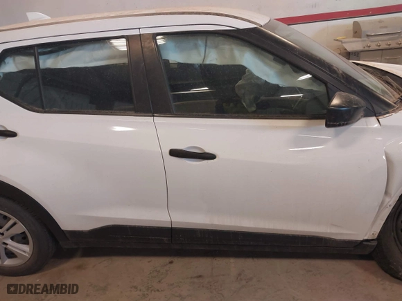 2021 Nissan Kicks S with VIN 3N1CP5BVXML479103, listed as a IAAI auction lot 41827652 with 110,394 mi miles. Bid and sale history available at carsss.com. Image 13.