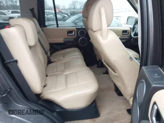 2006 Land Rover LR3 SE with VIN SALAD25466A358134, listed as a IAAI auction lot 41042605 with 237,024 mi miles. Bid and sale history available at carsss.com. Image 8.