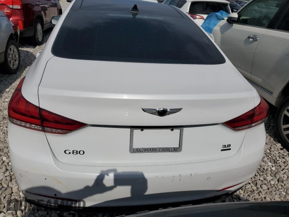 2018 Genesis G80 3.8L с VIN KMHGN4JE2JU256275, выставлен на аукционе Copart как лот 88252675 с пробегом 105 669 миль миль и Списание • Salvage title. История ставок и продаж доступна на DreamBid. Изображение 6.