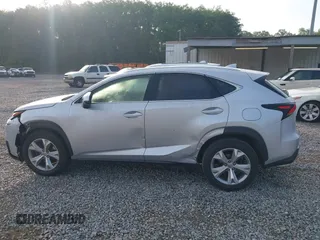 2017 Lexus NX 200t z VIN JTJYARBZ4H2054768, wystawiony jako IAAI lot #42117553 z przebiegiem 177 240 mil mil oraz . Historia ofert i sprzedaży dostępna na DreamBid. Obrazek 14.