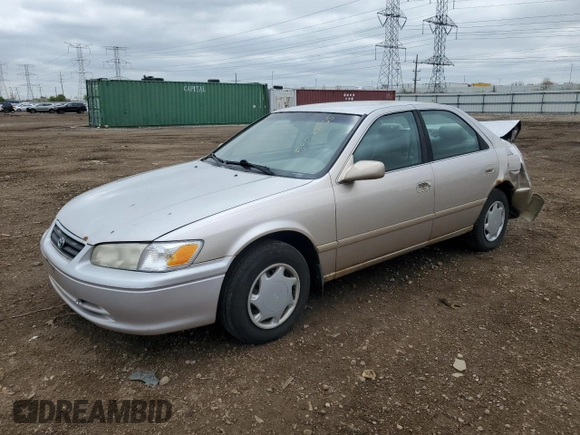 2000 Toyota Camry CE z VIN 4T1BG22K6YU991932, wystawiony jako Copart lot #55588155 z przebiegiem 188 363 mil mil oraz Szkoda całkowita • Salvage title. Historia ofert i sprzedaży dostępna na DreamBid. Obrazek 1.
