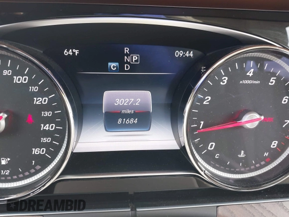 2017 Mercedes-Benz E E 300 Luxury with VIN WDDZF4KBXHA108620, listed as a IAAI auction lot 41935260 with 81,684 mi miles. Bid and sale history available at carsss.com. Image 15.