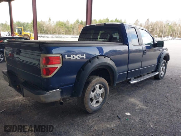 2009 Ford F-150 XL with VIN 1FTPX14V99FA81063, listed as a IAAI auction lot 40769810 with 238,472 mi miles. Bid and sale history available at carsss.com. Image 4.