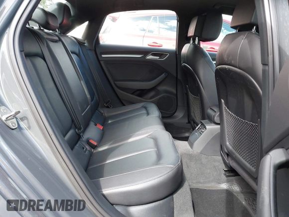 2017 Audi A3 Premium z VIN WAUAUGFF6H1044150, wystawiony jako IAAI lot #42002615 z przebiegiem 60 371 mil mil oraz . Historia ofert i sprzedaży dostępna na DreamBid. Obrazek 8.