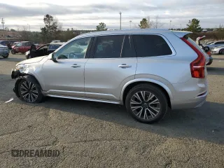 2020 Volvo XC90 Momentum with VIN YV4102CK5L1621422, listed as a Copart auction lot 49204565 with 29,860 mi miles and Salvage Title. Bid and sale history available at carsss.com. Image 2.